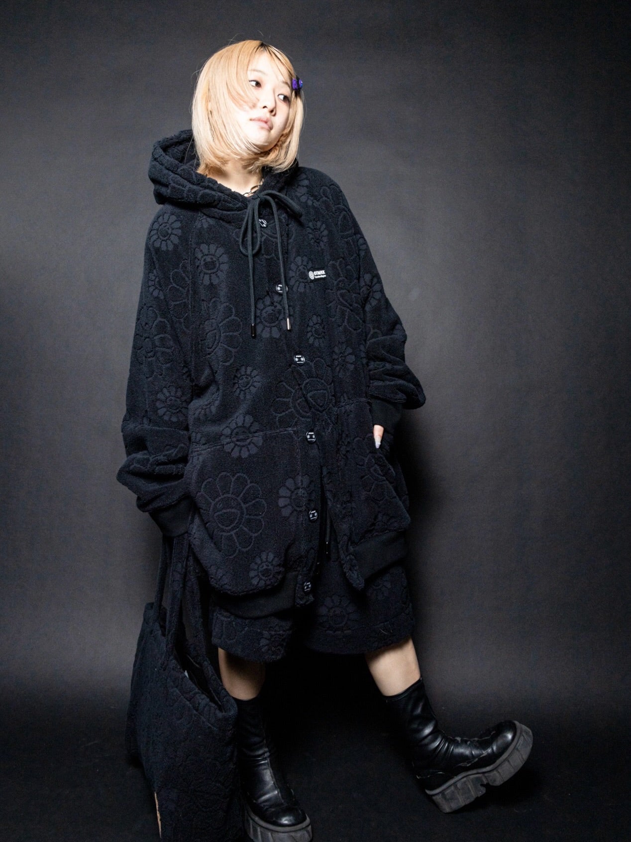 村上隆 Takashi Murakami Flower Jacquard Pile Tote Bag (Black)