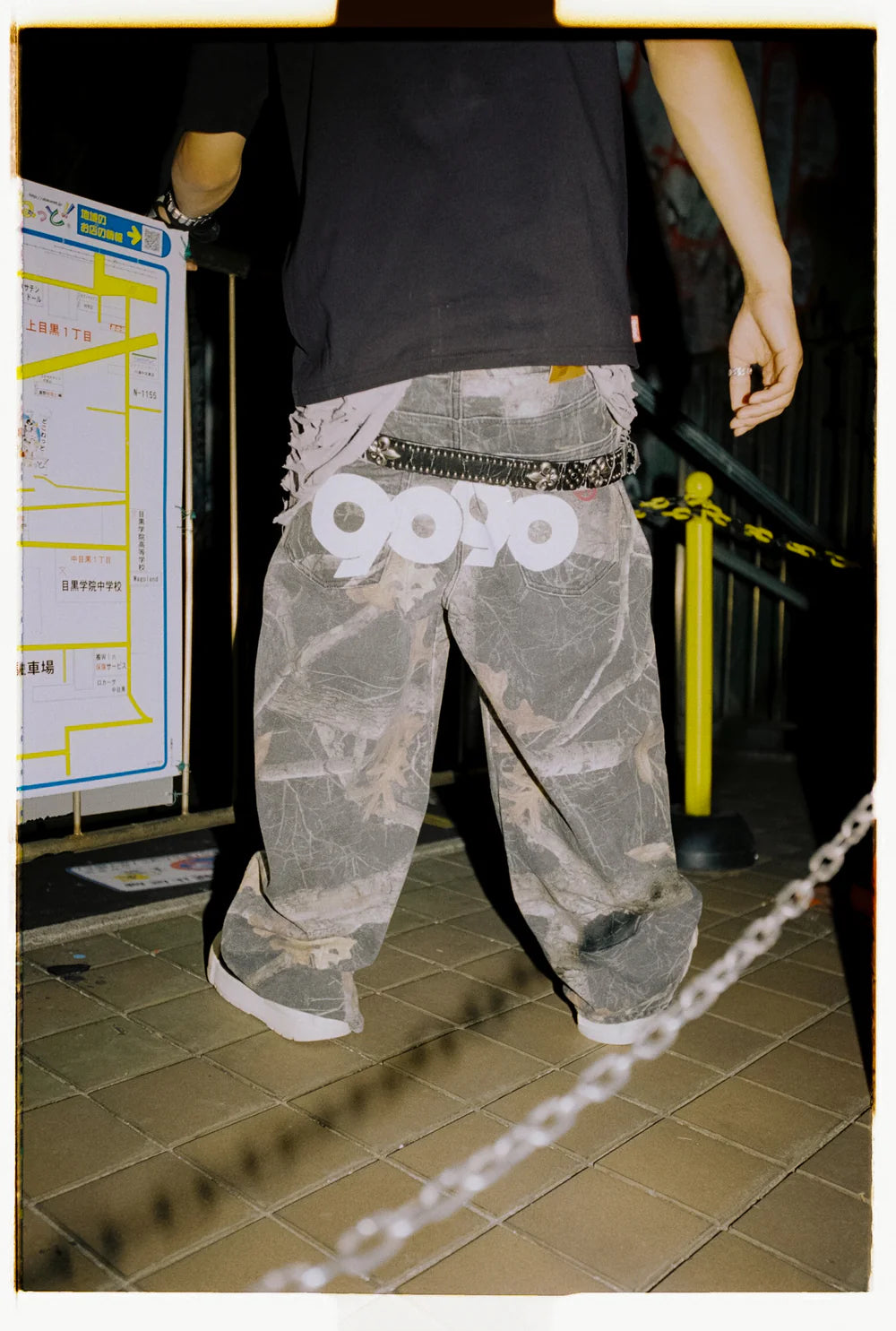 (預訂) 9090 OG Logo Painted Denim Pants (6月13日發售，發售後7個工作天到貨)