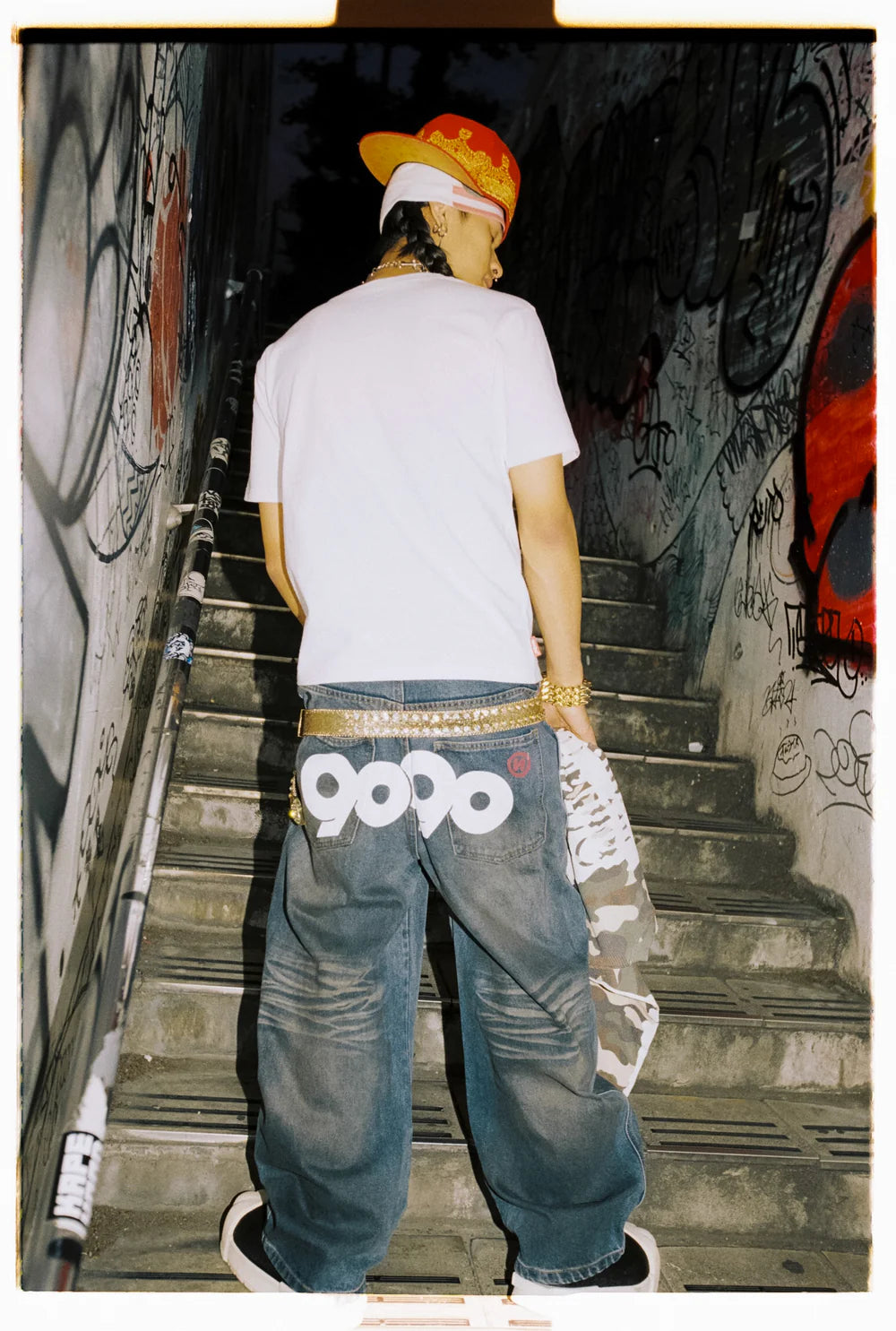 (預訂) 9090 OG Logo Painted Denim Pants (6月13日發售，發售後7個工作天到貨)