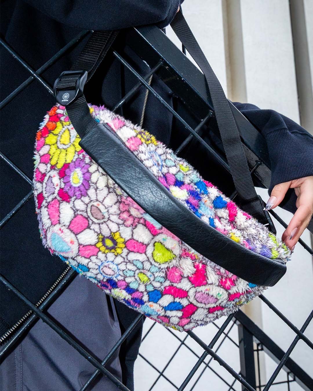 村上隆 Takashi Murakami Multi Urban Pouch