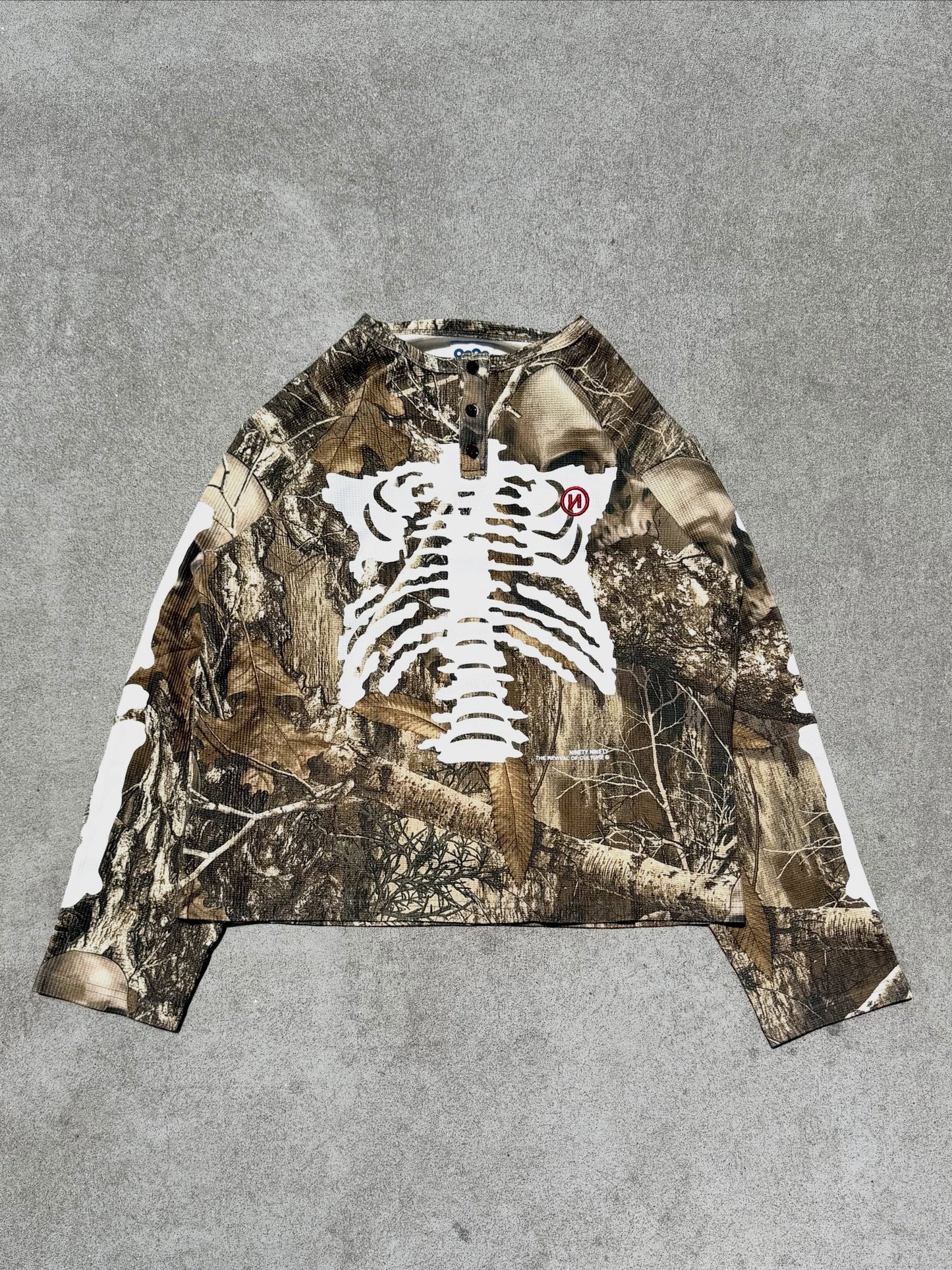 (預訂) 9090 Henry Neck Thermal L/S Tee (發售後7-14個工作天到貨)