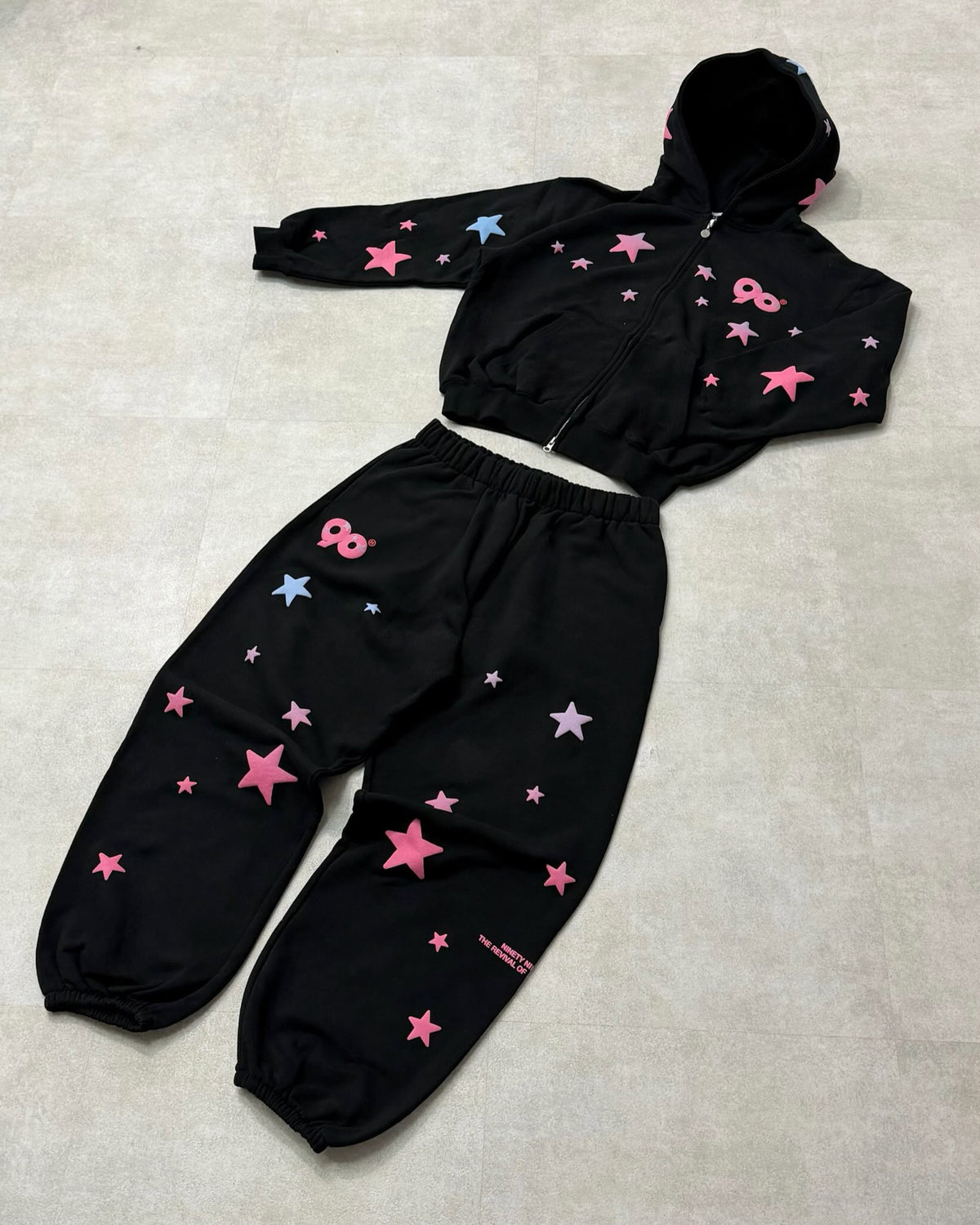 (預訂) 9090 90 Grow Star Allover Series *Glow in the dark (發售後7-14個工作天內到貨) ❌18/9 19:00截單