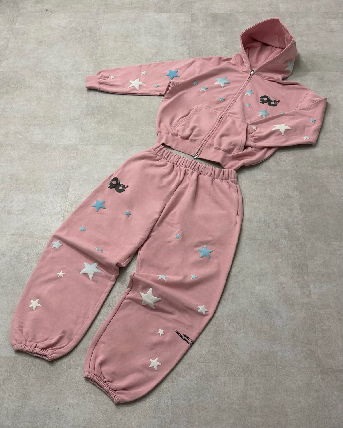 (預訂) 9090 90 Grow Star Allover Series *Glow in the dark (發售後7-14個工作天內到貨) ❌18/9 19:00截單
