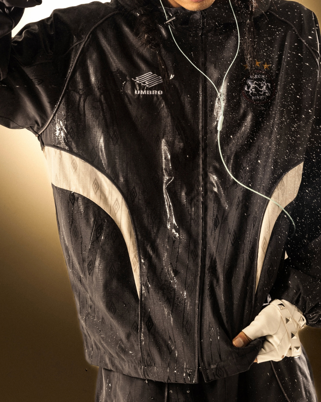 (預訂)9090 × UMBRO Water-Reactive Nylon Hooded Jacket (發售後7-14個工作天到貨)