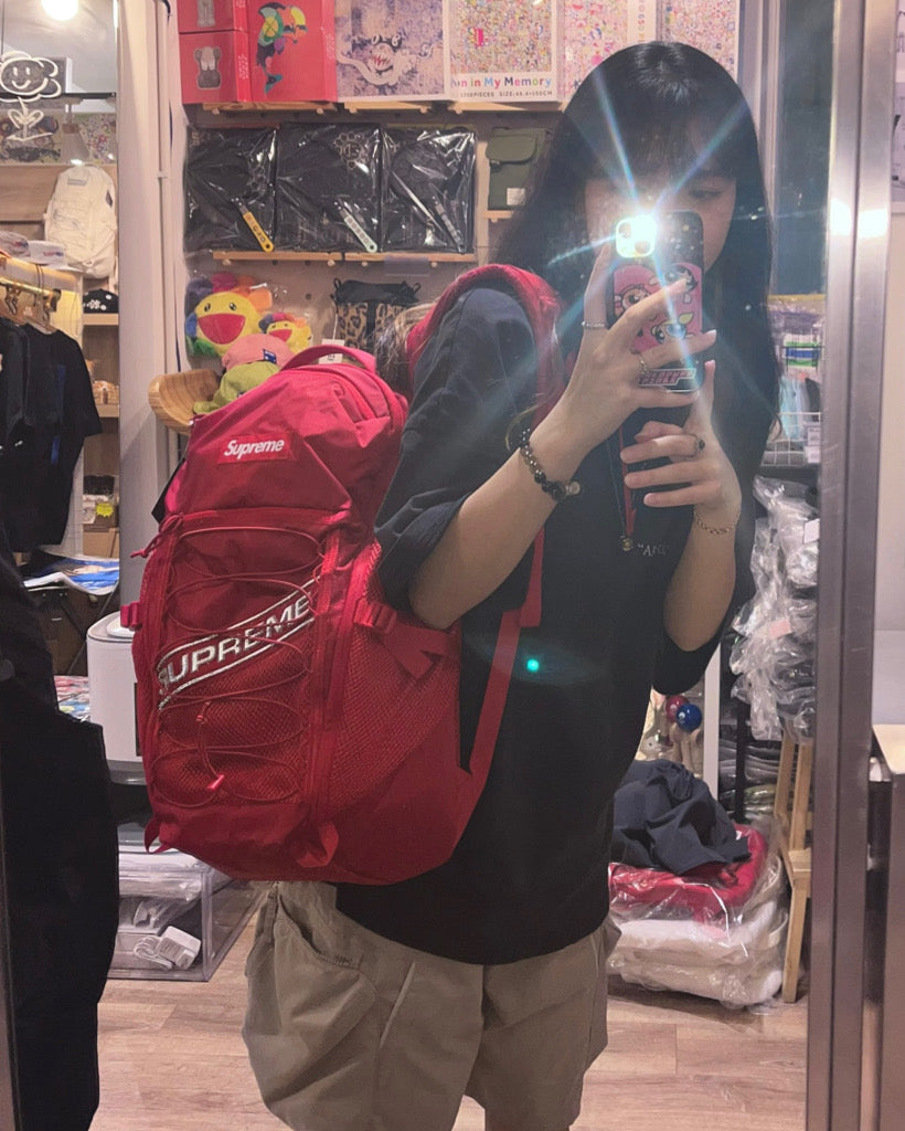 Supreme deals girl backpack