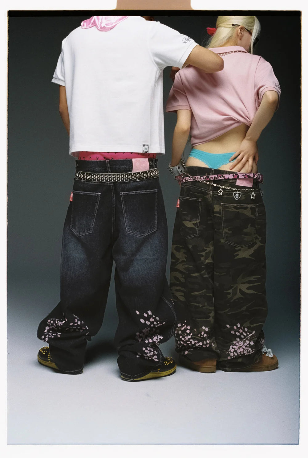 (預訂) 9090 Sakura Embroidered Slub Denim Buggy Pants ❌3/7 19:00截單 (發售後7-14個工作天到貨)
