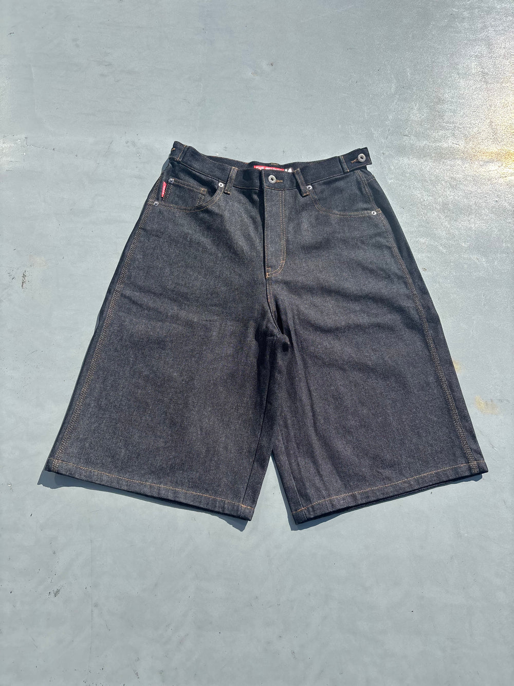 9090 OG Logo Painted Buggy Jorts