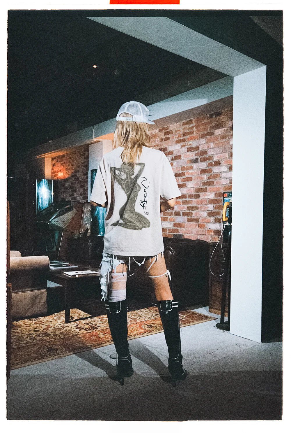 (預訂) 9090 Ninety X-ray Bone Graphic Tee *Glow in the dark (約7-14個工作天到貨)