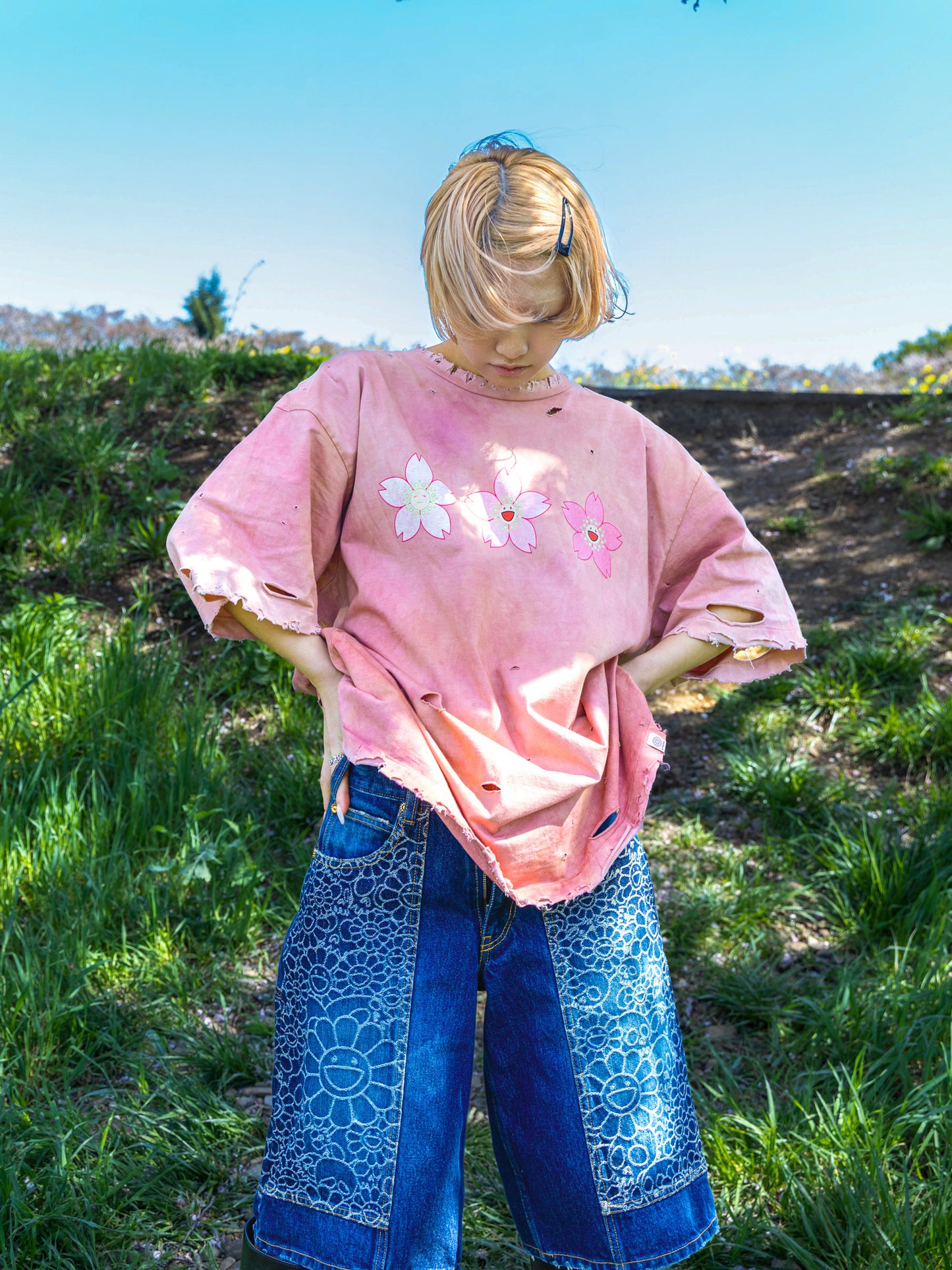 村上隆 Takashi Murakami Triple Sakura Joy” Destroyed T-shirt