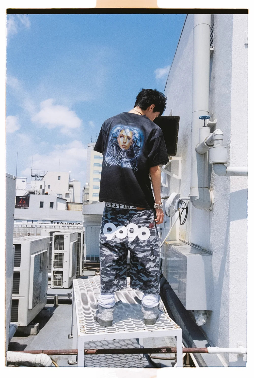9090 OG Logo Painted Buggy Jorts