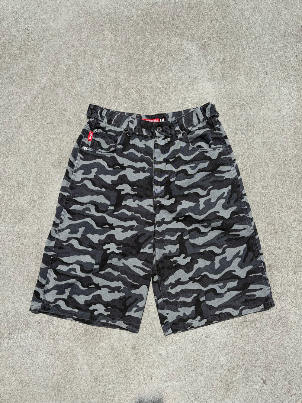 9090 OG Logo Painted Buggy Jorts
