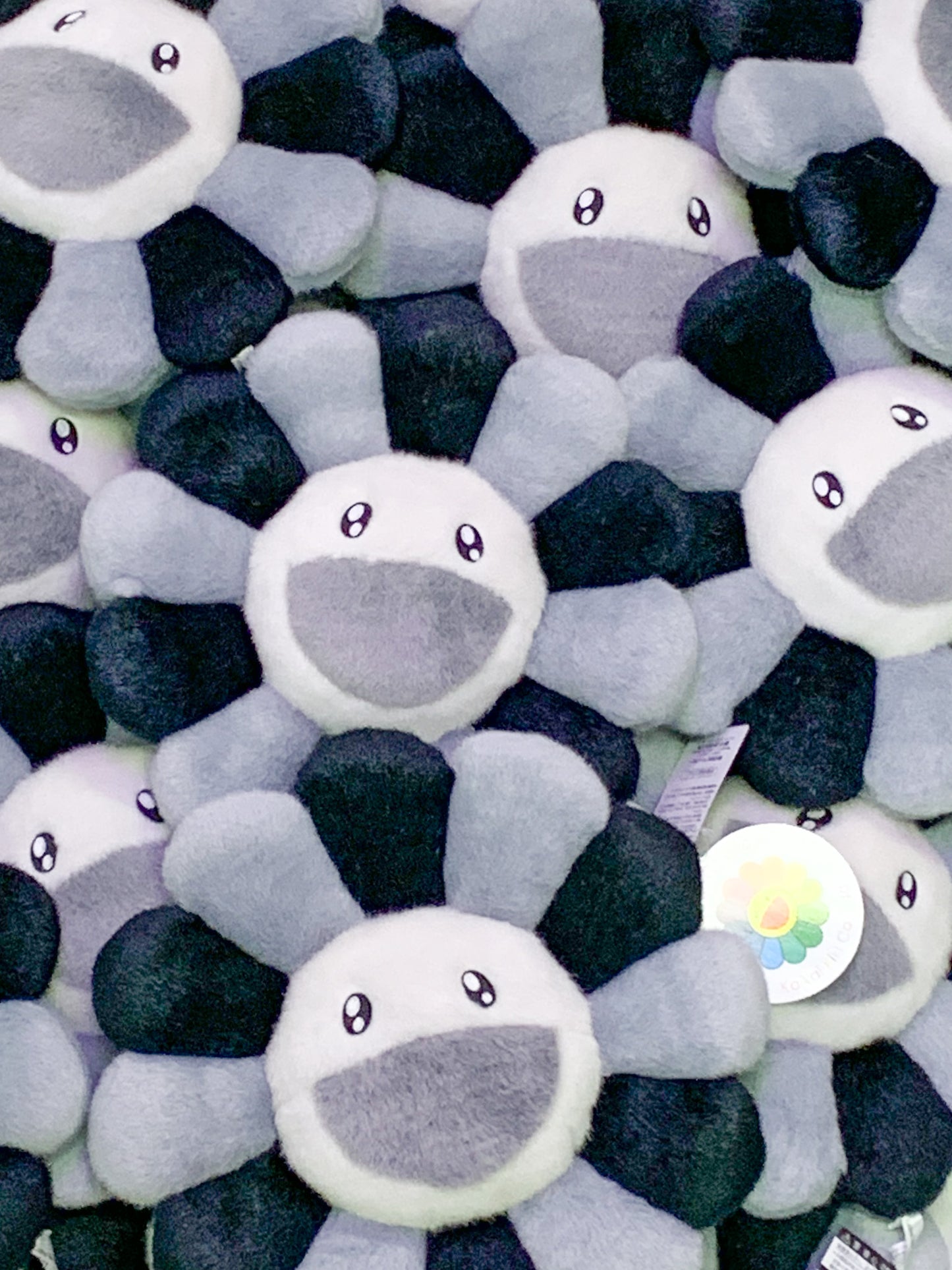 村上隆 Takashi Murakami Flower Cushion (30cm)