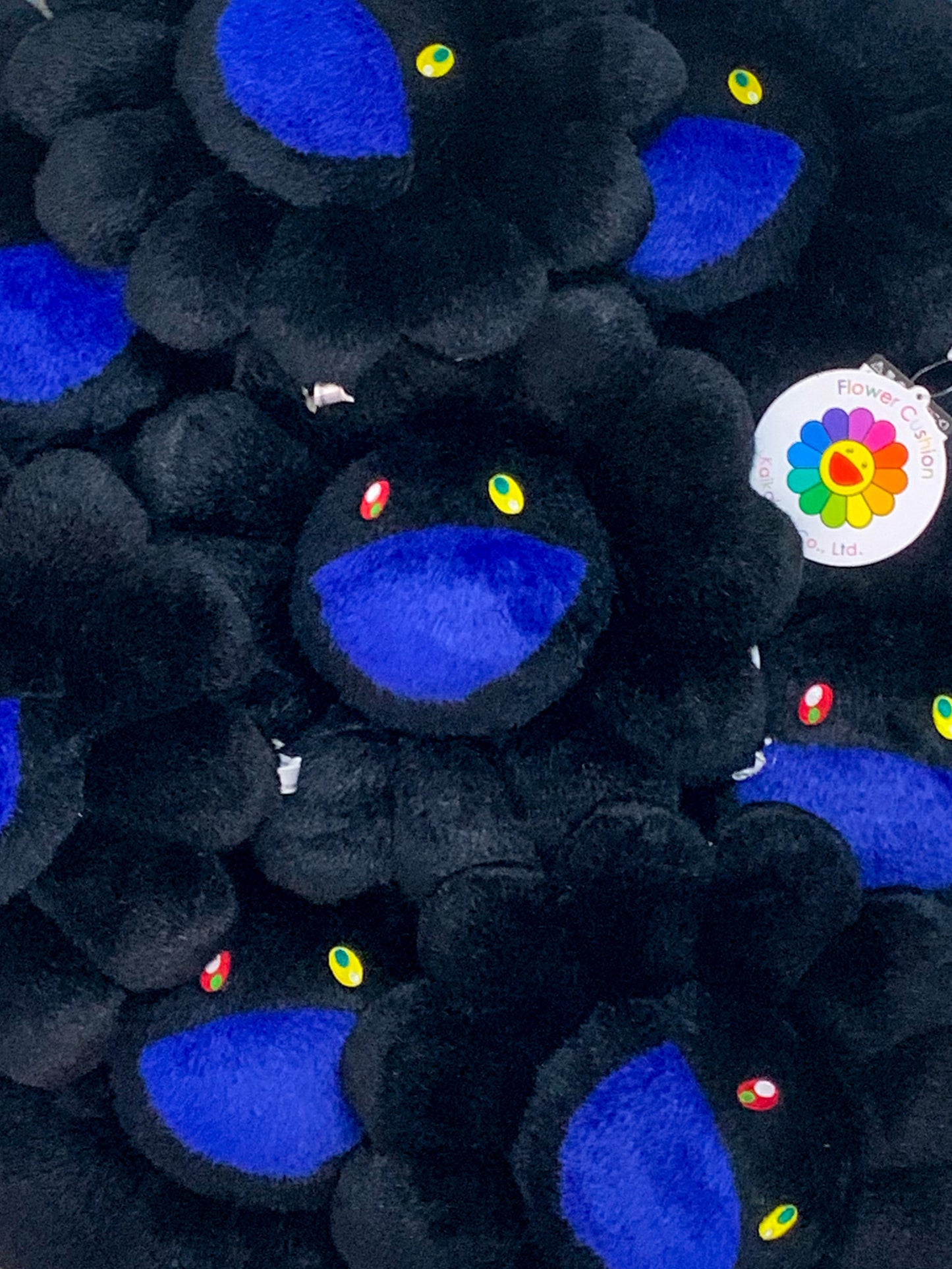 村上隆 Takashi Murakami Flower Cushion (30cm)