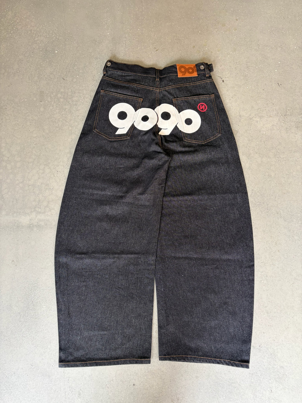 (預訂) 9090 OG Logo Painted Denim Pants (6月13日發售，發售後7個工作天到貨)