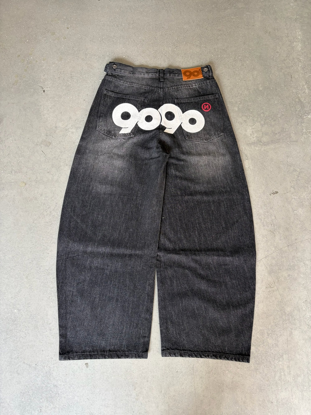(預訂) 9090 OG Logo Painted Denim Pants (6月13日發售，發售後7個工作天到貨)