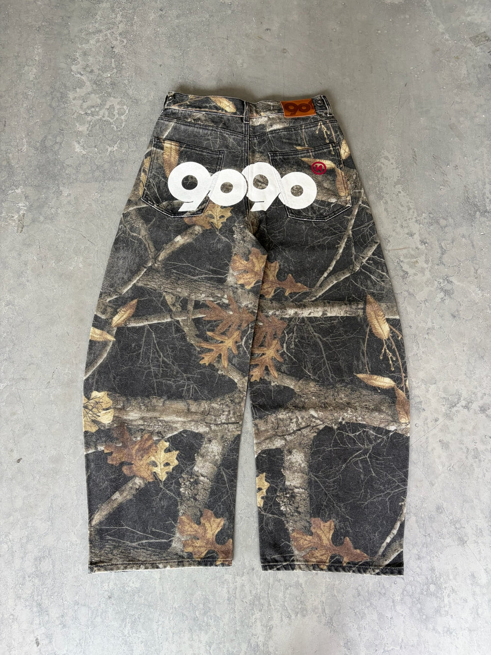 (預訂) 9090 OG Logo Painted Denim Pants (6月13日發售，發售後7個工作天到貨)
