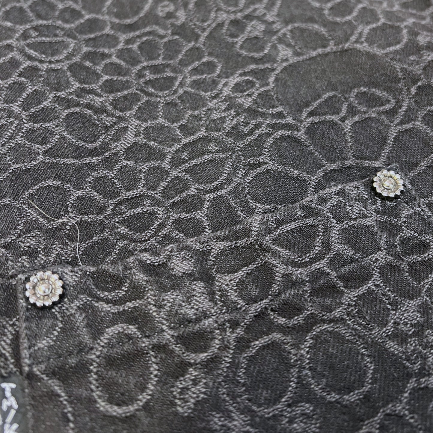 村上隆 Takashi Murakami Flowers and Skulls Jacquard Denim Haori Shirt (Black)