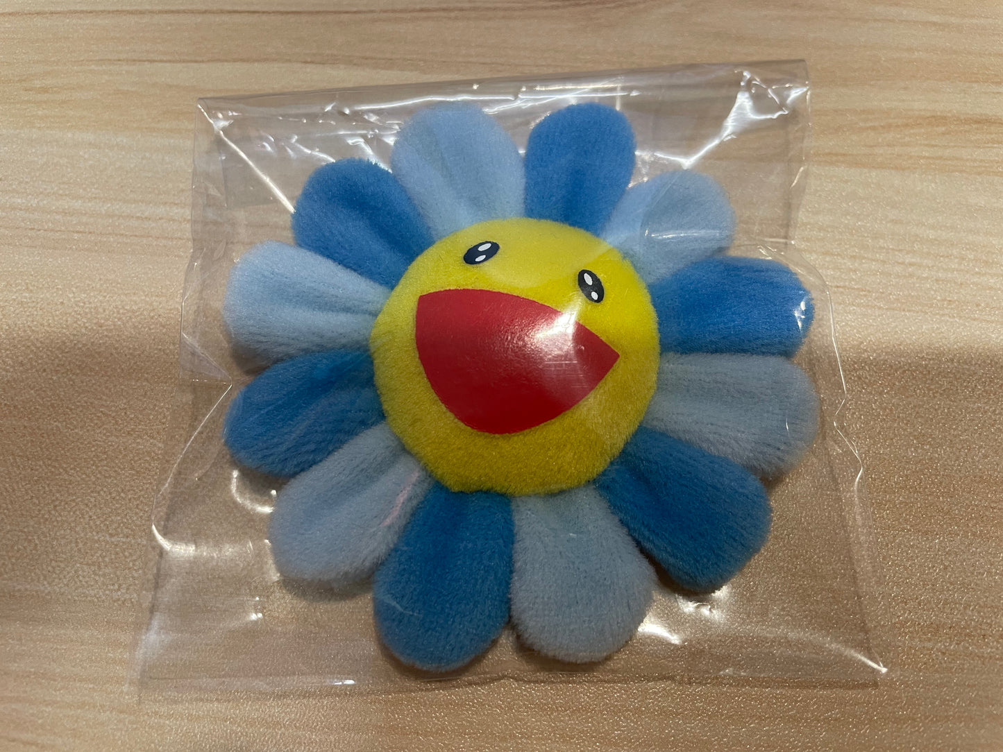 村上隆 Takashi Murakami Flower Magnet (Blue)
