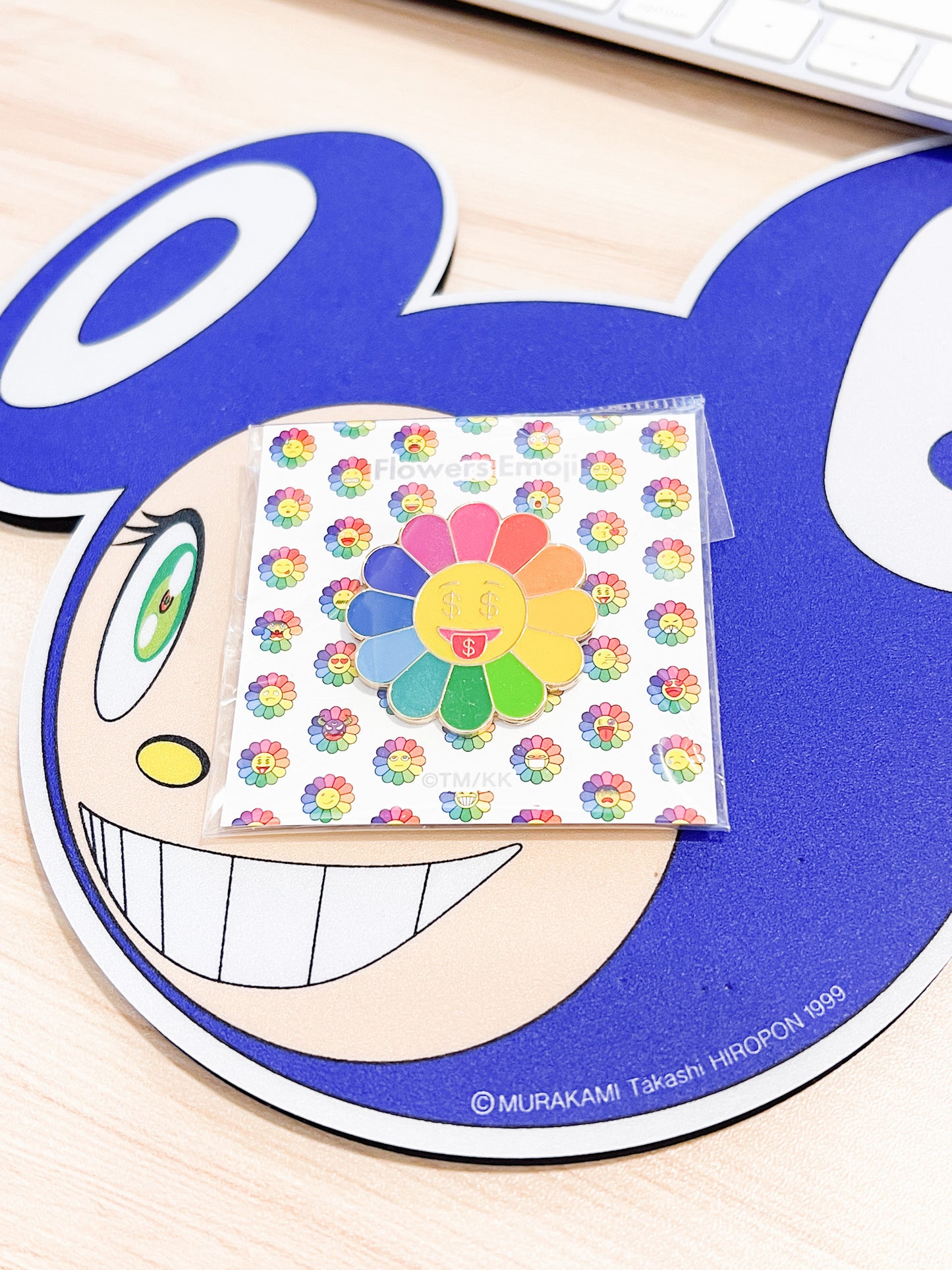村上隆 Takashi Murakami Emoji Metal Pin