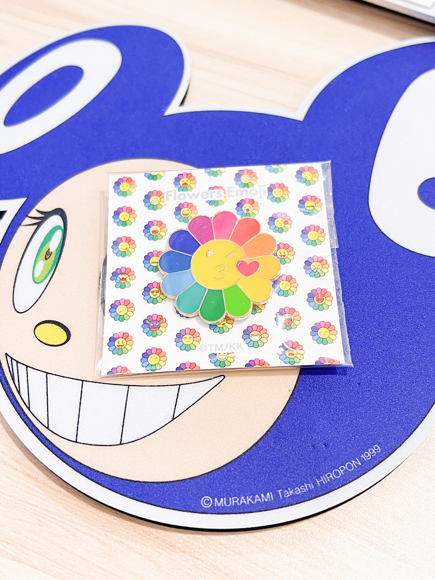 村上隆 Takashi Murakami Emoji Metal Pin