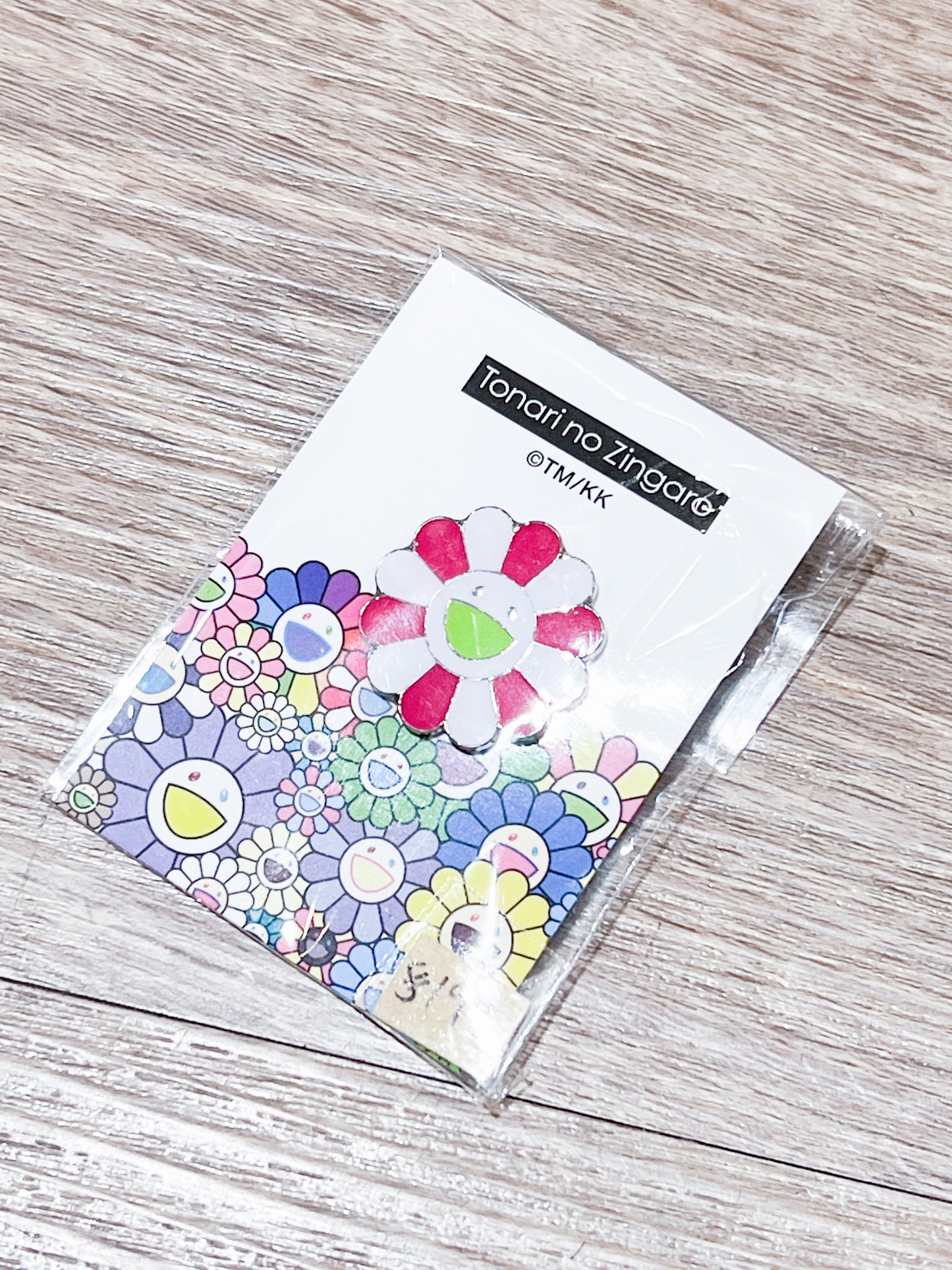 村上隆 Takashi Murakami Flower Metal Pin