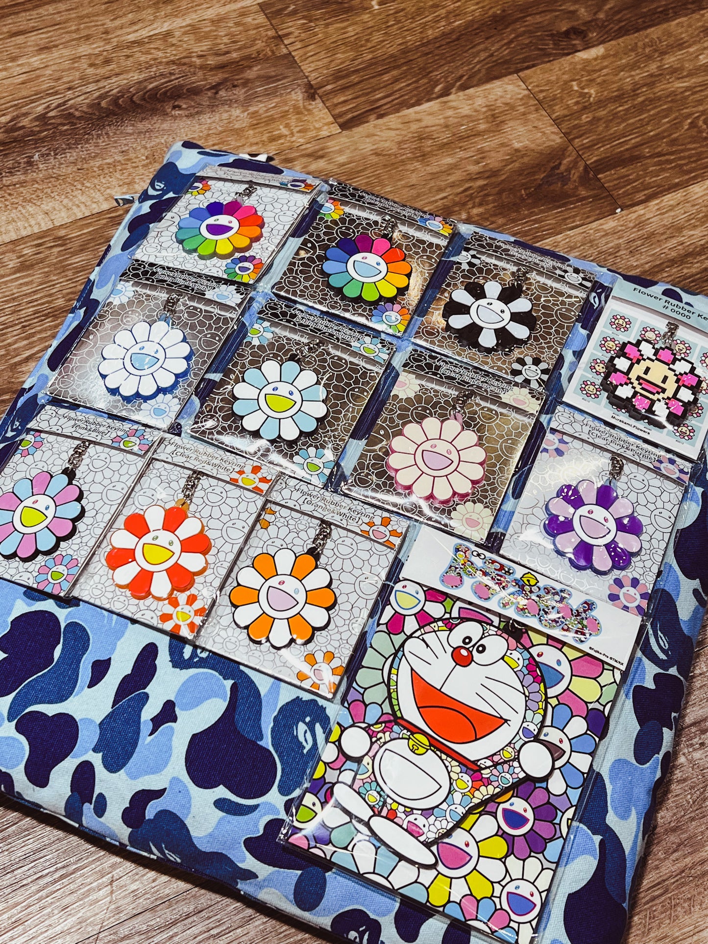 村上隆 Takashi Murakami Flower Rubber Keyring