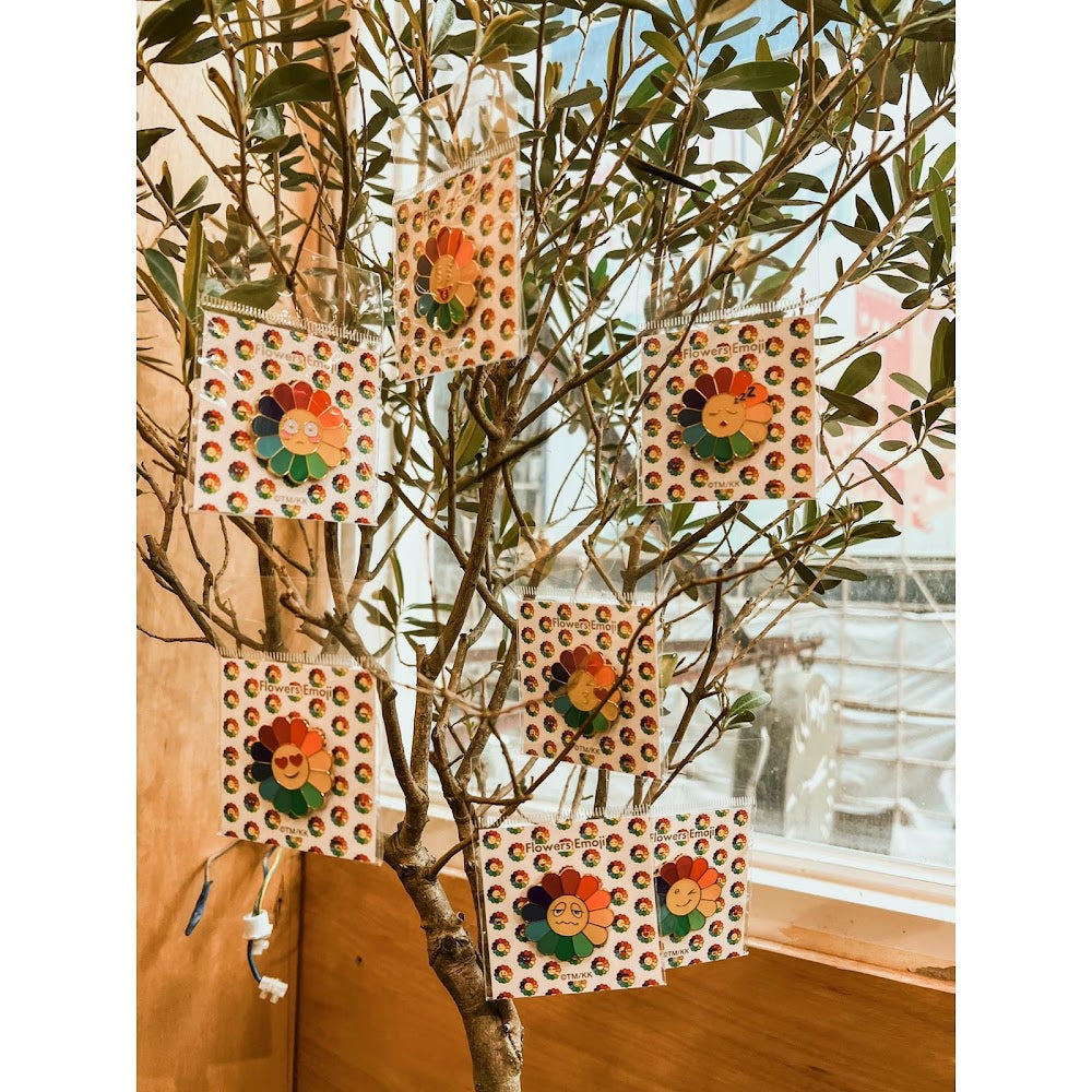 村上隆 Takashi Murakami Emoji Metal Pin